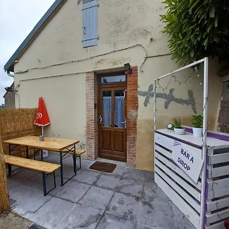 Logis Des Pivoines Holiday home Trezelles