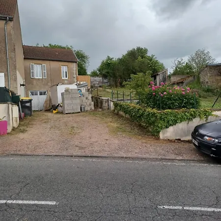 Holiday home Logis Des Pivoines